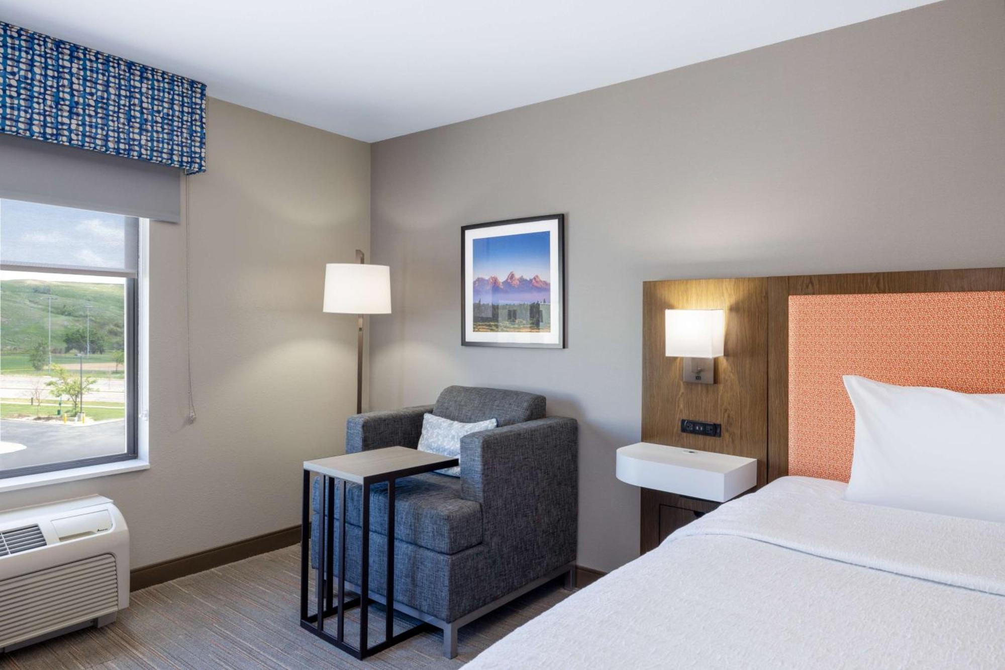 Newly Renovated-Hampton Inn & Suites Casper Exterior foto